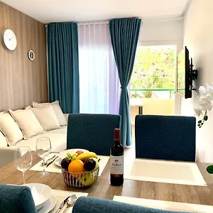 los-cristianos-costamar-apartment.in-canary-islands.com/